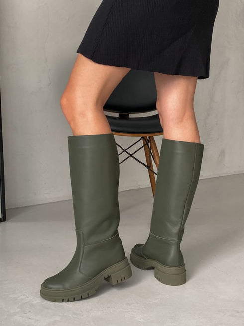 Шкіряні чоботи-труби кольору хакі LD-2162 - Shoes